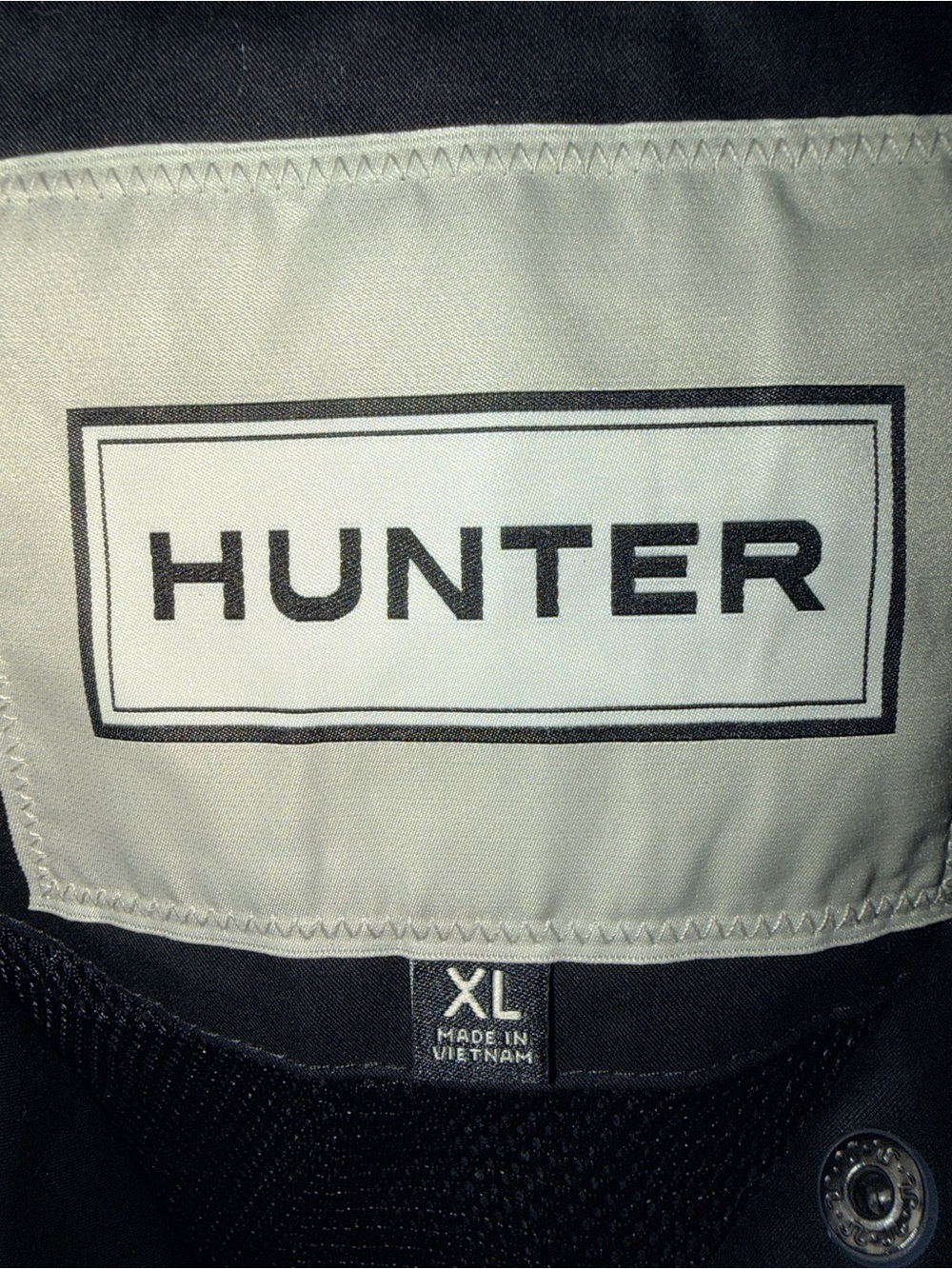 Hunter brand Black Women's Hooded Rain Jacket - Picture 3 of 5